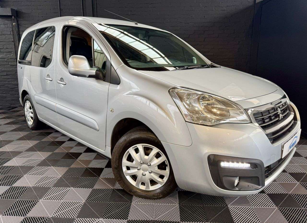 2017 PEUGEOT PARTNER TEPEE 2017 PEUGEOT PARTNER TEPEE