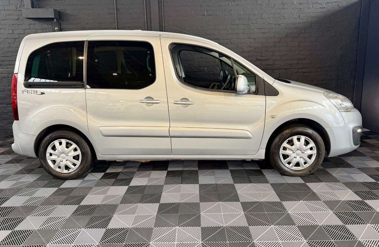 2017 PEUGEOT PARTNER TEPEE 2017 PEUGEOT PARTNER TEPEE