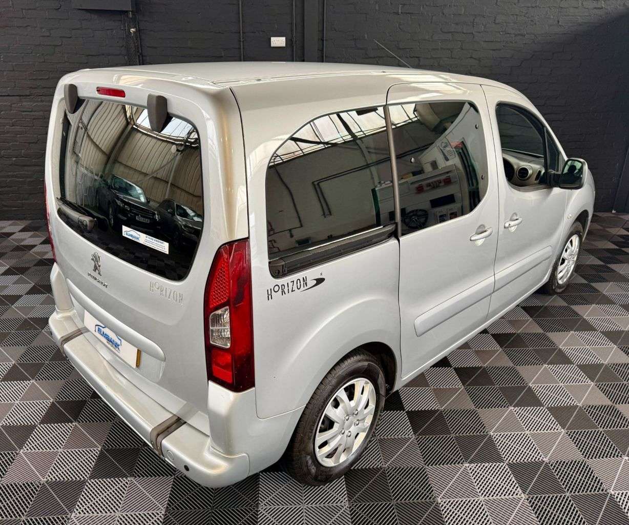 2017 PEUGEOT PARTNER TEPEE 2017 PEUGEOT PARTNER TEPEE