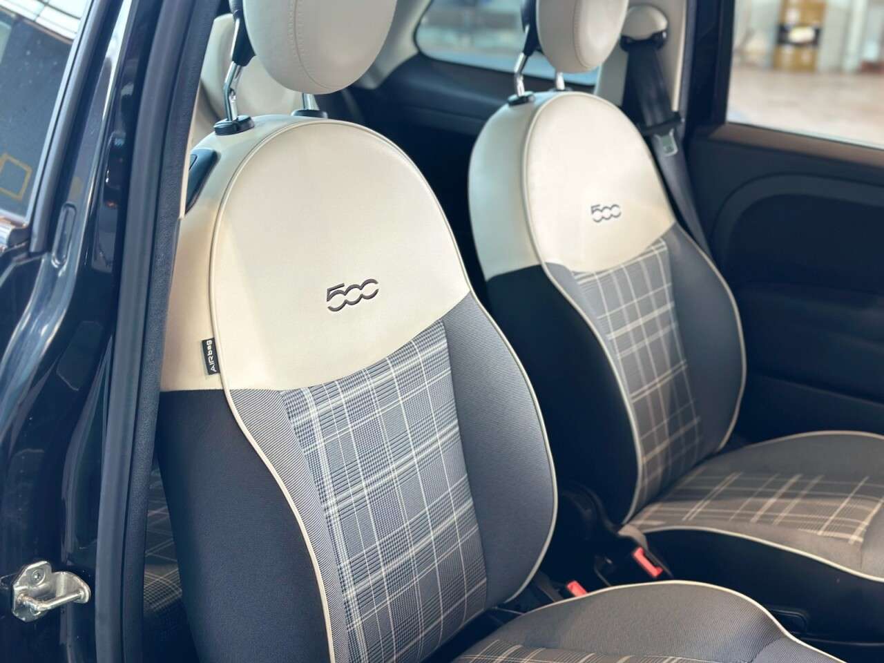 2019 FIAT 500 2019 FIAT 500