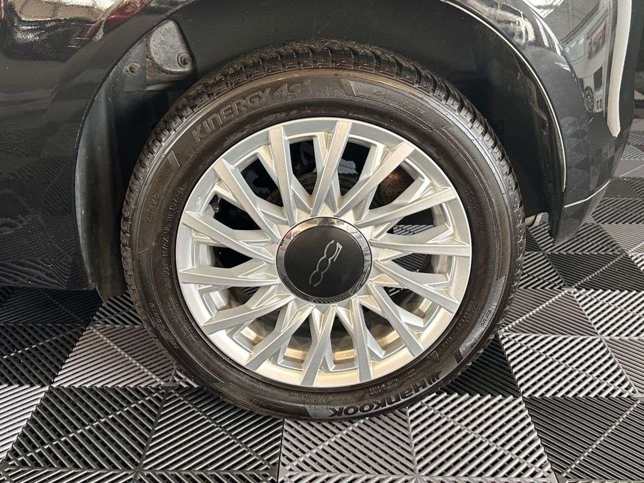 2019 FIAT 500 2019 FIAT 500