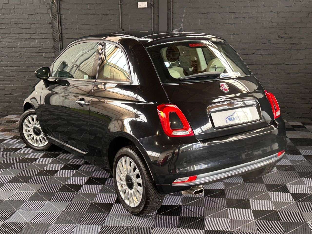 2019 FIAT 500 2019 FIAT 500
