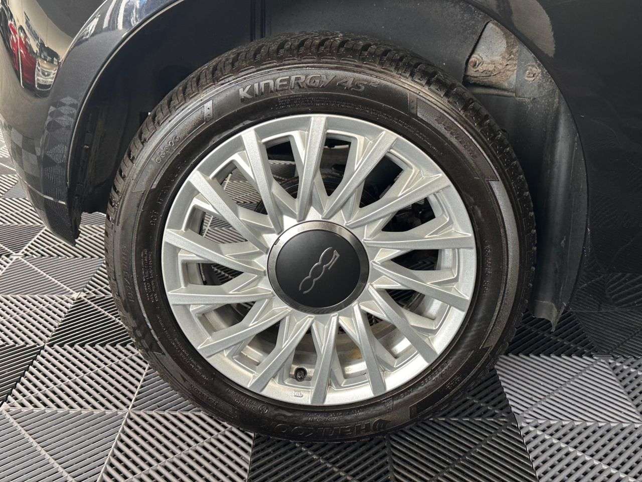 2019 FIAT 500 2019 FIAT 500