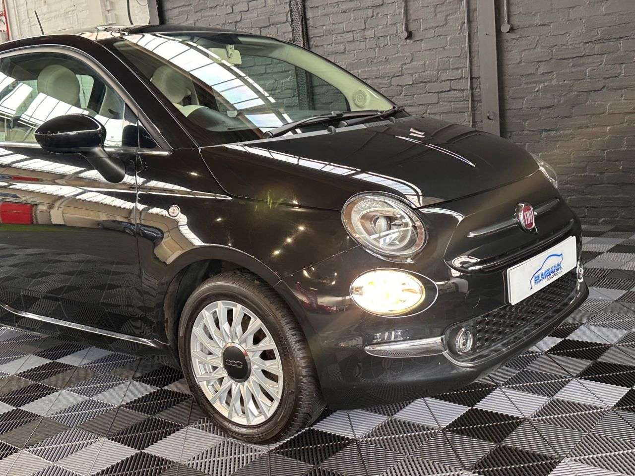2019 FIAT 500 2019 FIAT 500