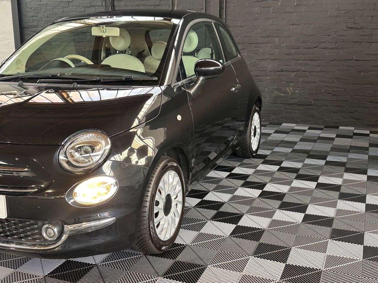 2019 FIAT 500 2019 FIAT 500