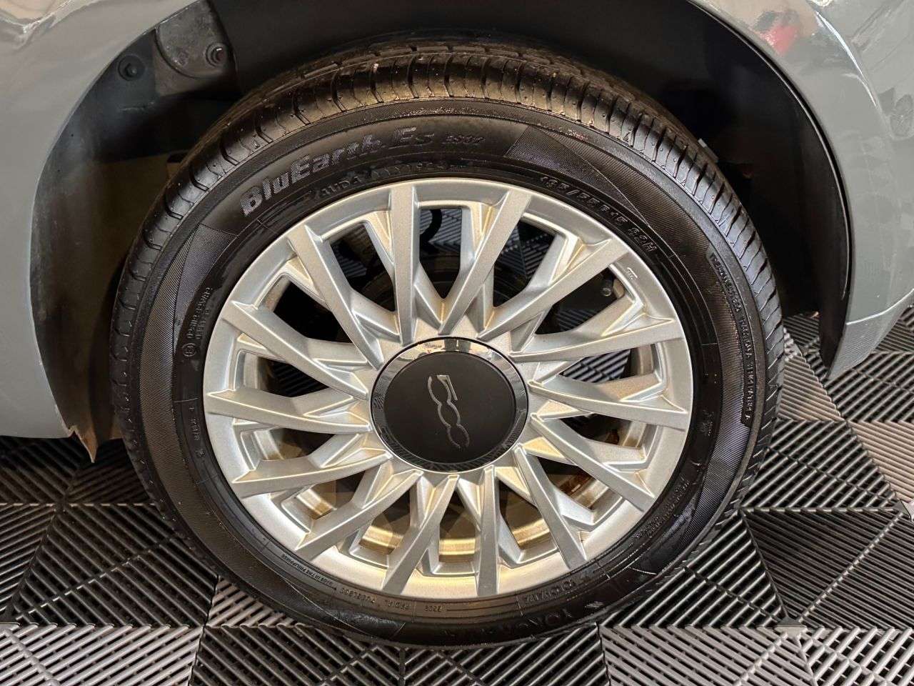 2019 FIAT 500 2019 FIAT 500