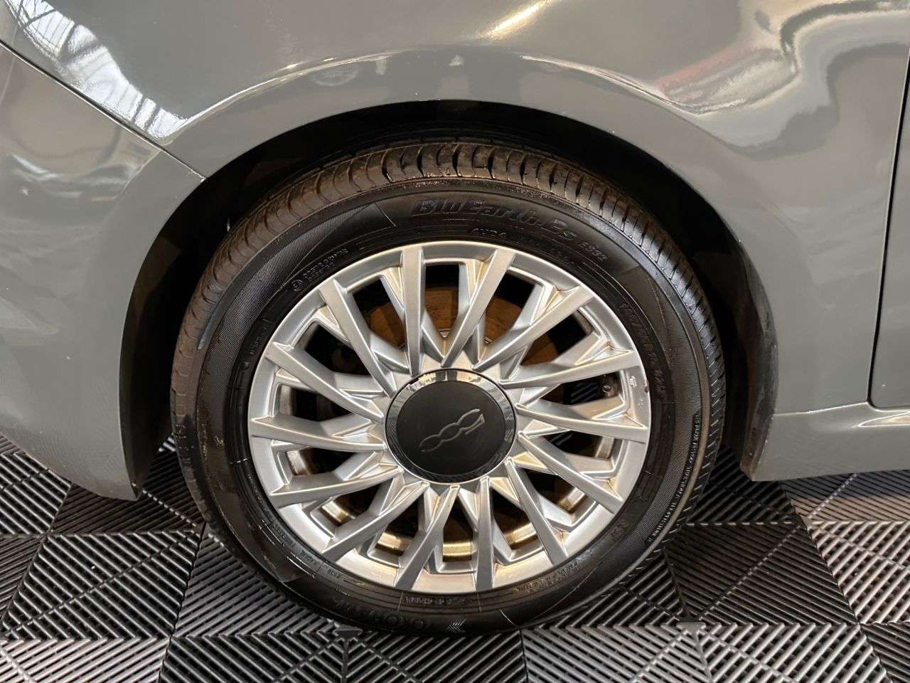 2019 FIAT 500 2019 FIAT 500