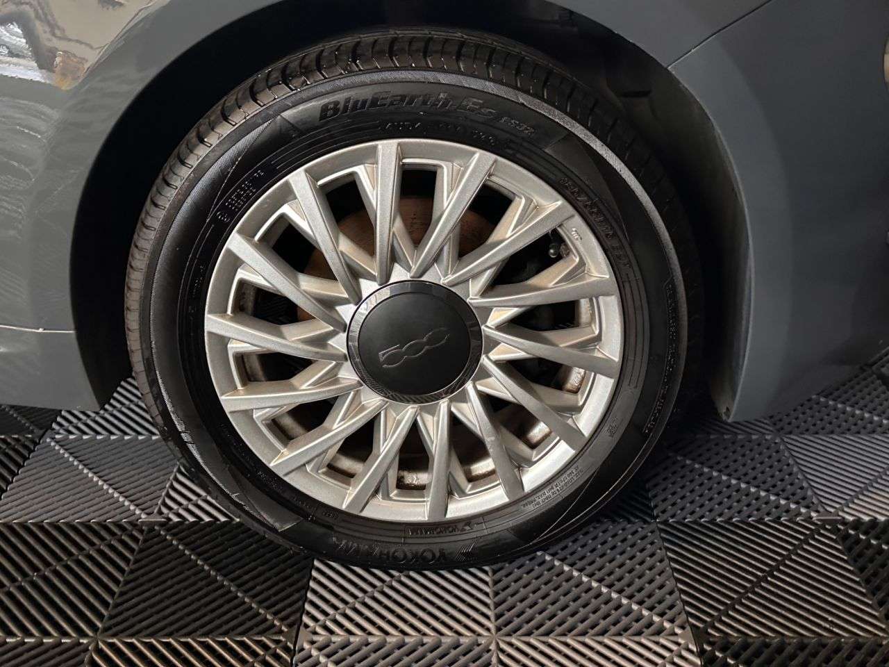 2019 FIAT 500 2019 FIAT 500