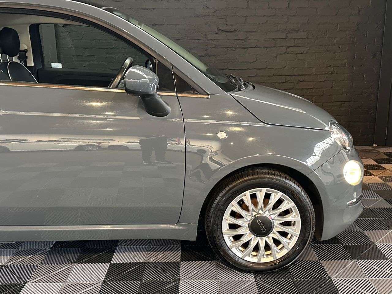 2019 FIAT 500 2019 FIAT 500