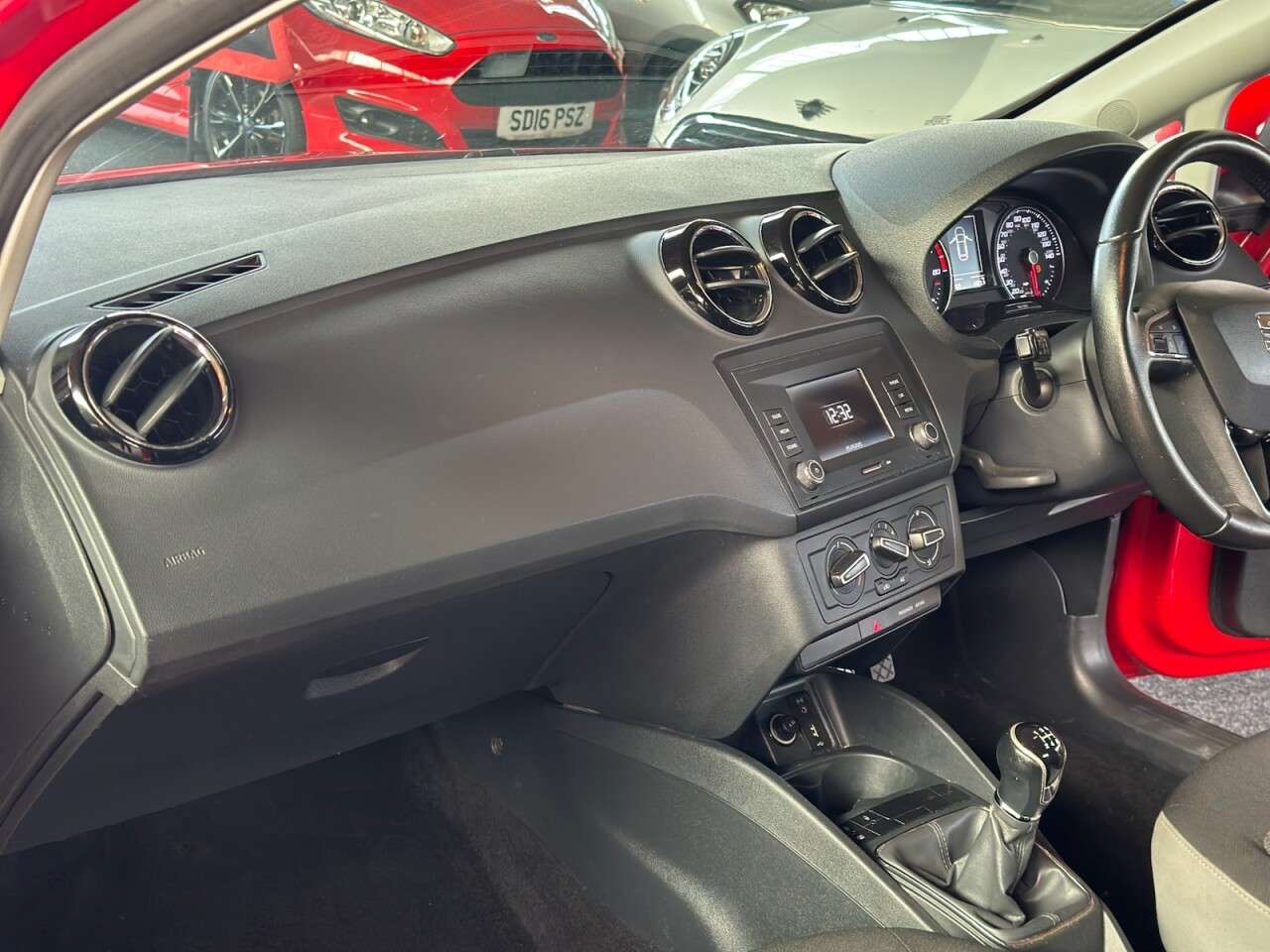 2015 SEAT IBIZA 2015 SEAT IBIZA