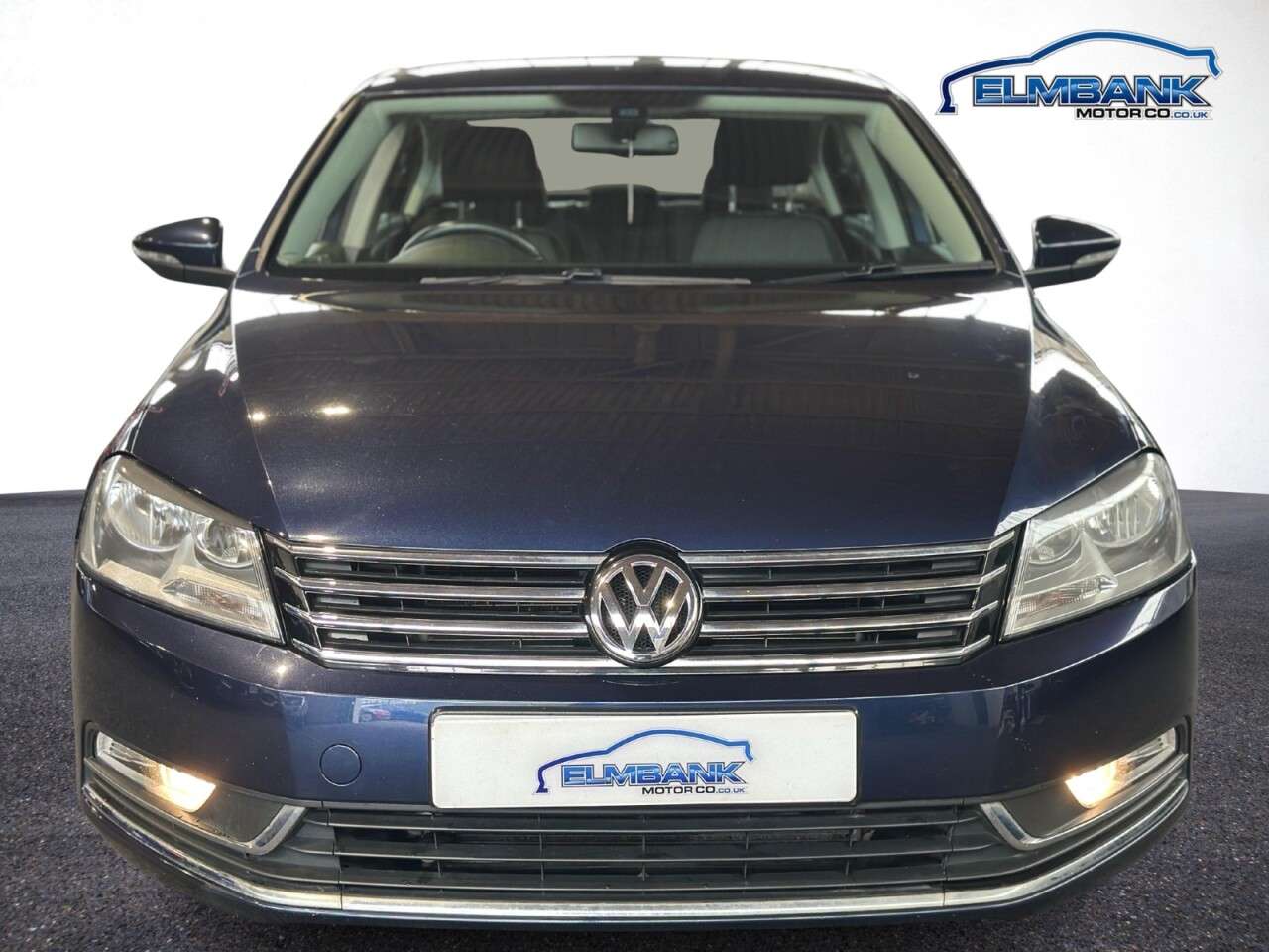 A 2012 VOLKSWAGEN PASSAT 2.0 TDI BlueMotion Tech SE Saloon 4dr Diesel Manual Euro 5 (s/s) (140 ps) U A 2012 VOLKSWAGEN PASSAT 2.0 TDI BlueMotion Tech SE Saloon 4dr Diesel Manual Euro 5 (s/s) (140 ps) U