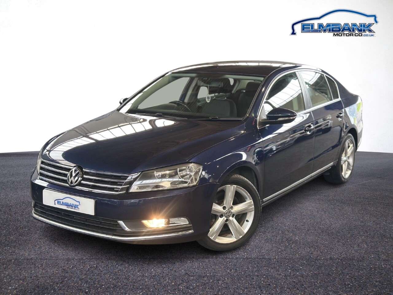 A 2012 VOLKSWAGEN PASSAT 2.0 TDI BlueMotion Tech SE Saloon 4dr Diesel Manual Euro 5 (s/s) (140 ps) U A 2012 VOLKSWAGEN PASSAT 2.0 TDI BlueMotion Tech SE Saloon 4dr Diesel Manual Euro 5 (s/s) (140 ps) U