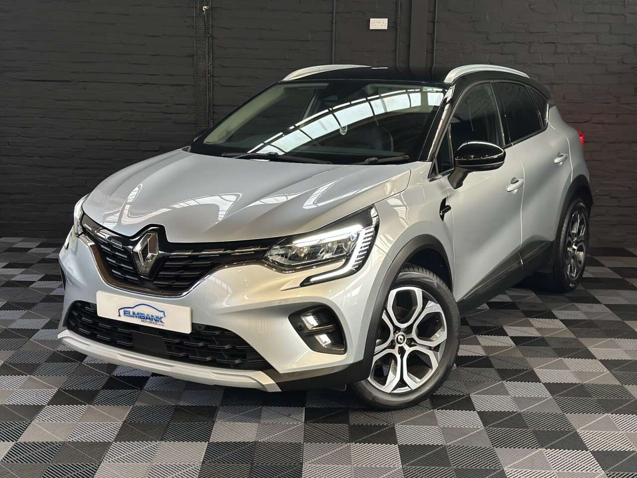 A 2021 RENAULT CAPTUR 1.0 TCe S Edition SUV 5dr Petrol Manual Euro 6 (s/s) (90 ps) GREAT SPEC - M A 2021 RENAULT CAPTUR 1.0 TCe S Edition SUV 5dr Petrol Manual Euro 6 (s/s) (90 ps) GREAT SPEC - M