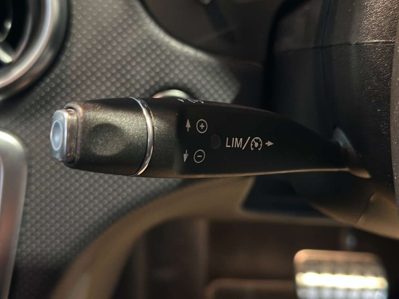 2017 MERCEDES-BENZ A-CLASS 2017 MERCEDES-BENZ A-CLASS