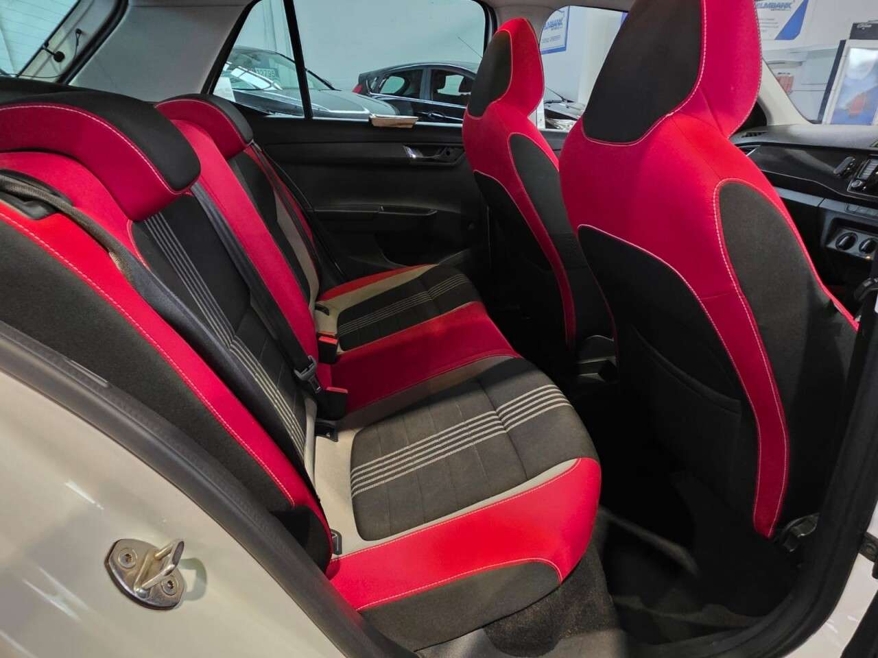 2016 SKODA FABIA 2016 SKODA FABIA