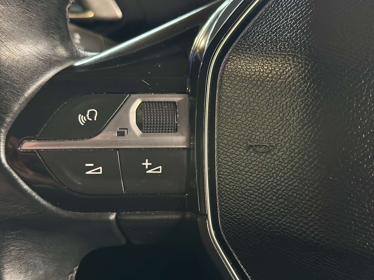 null PEUGEOT 3008 null PEUGEOT 3008