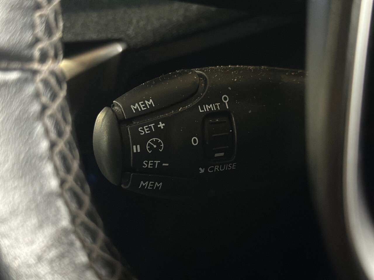 null PEUGEOT 3008 null PEUGEOT 3008