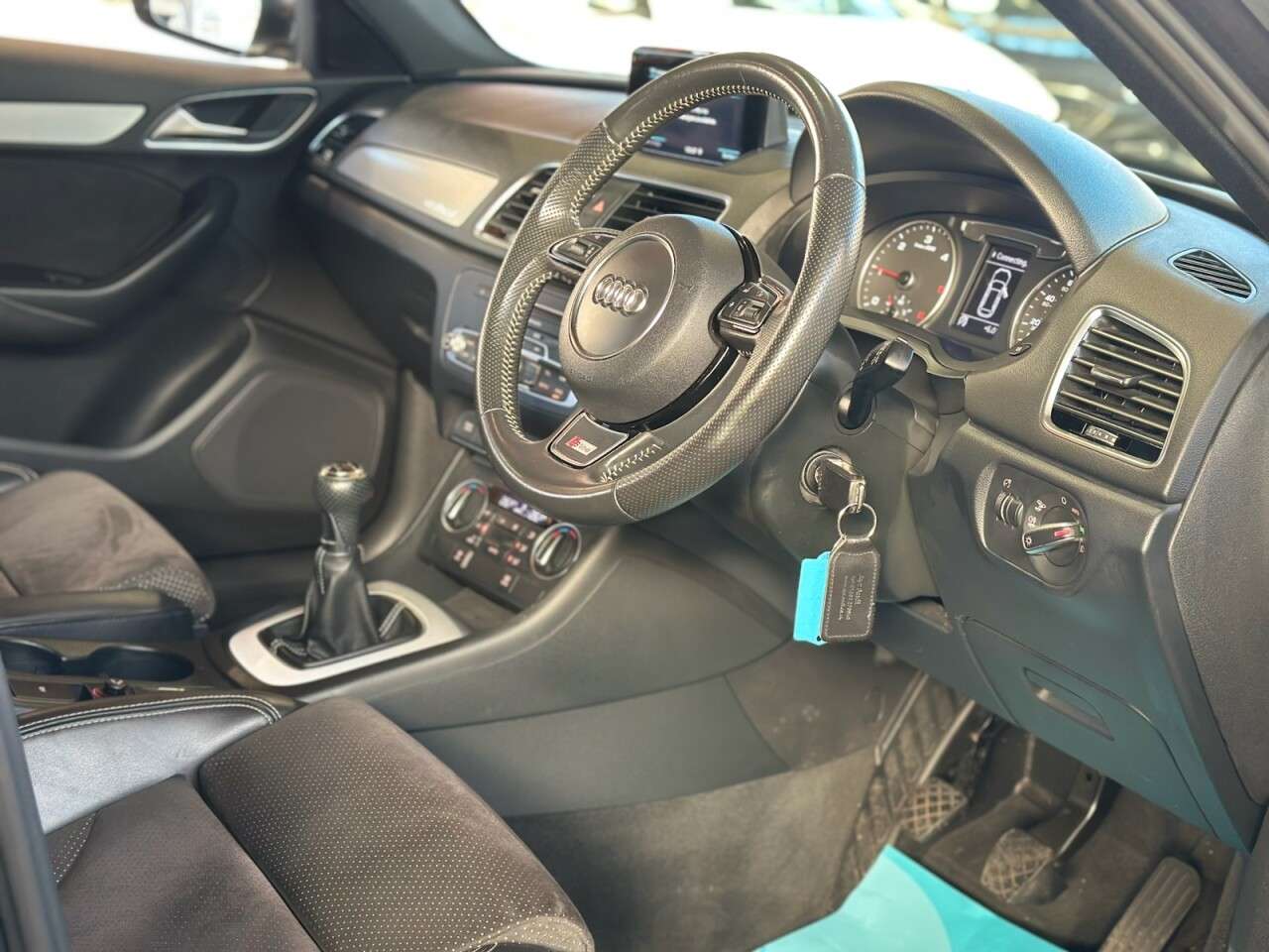 2015 AUDI Q3 2015 AUDI Q3