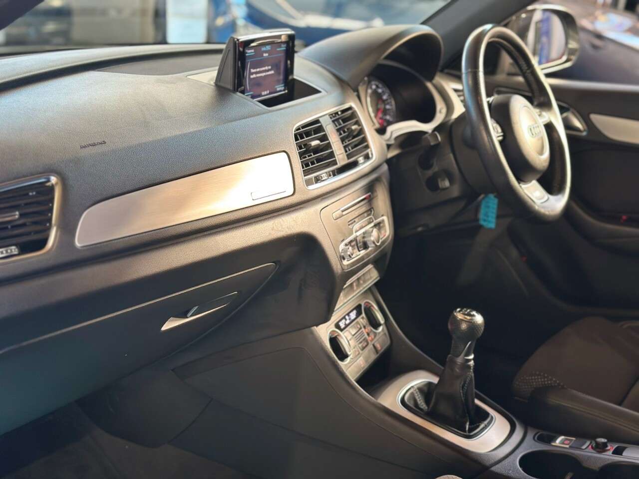 2015 AUDI Q3 2015 AUDI Q3