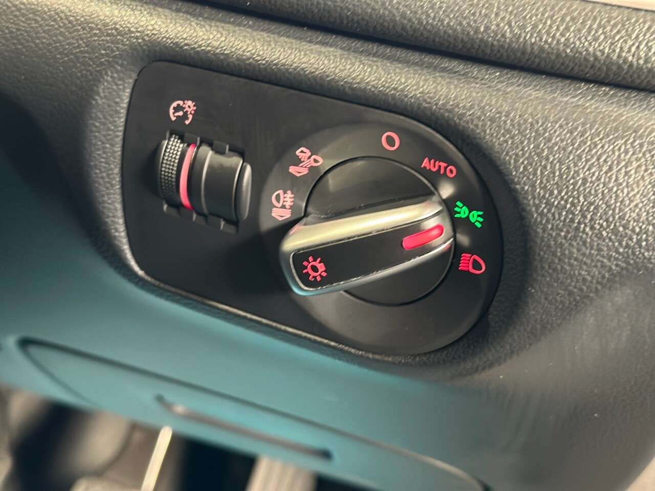 2015 AUDI Q3 2015 AUDI Q3