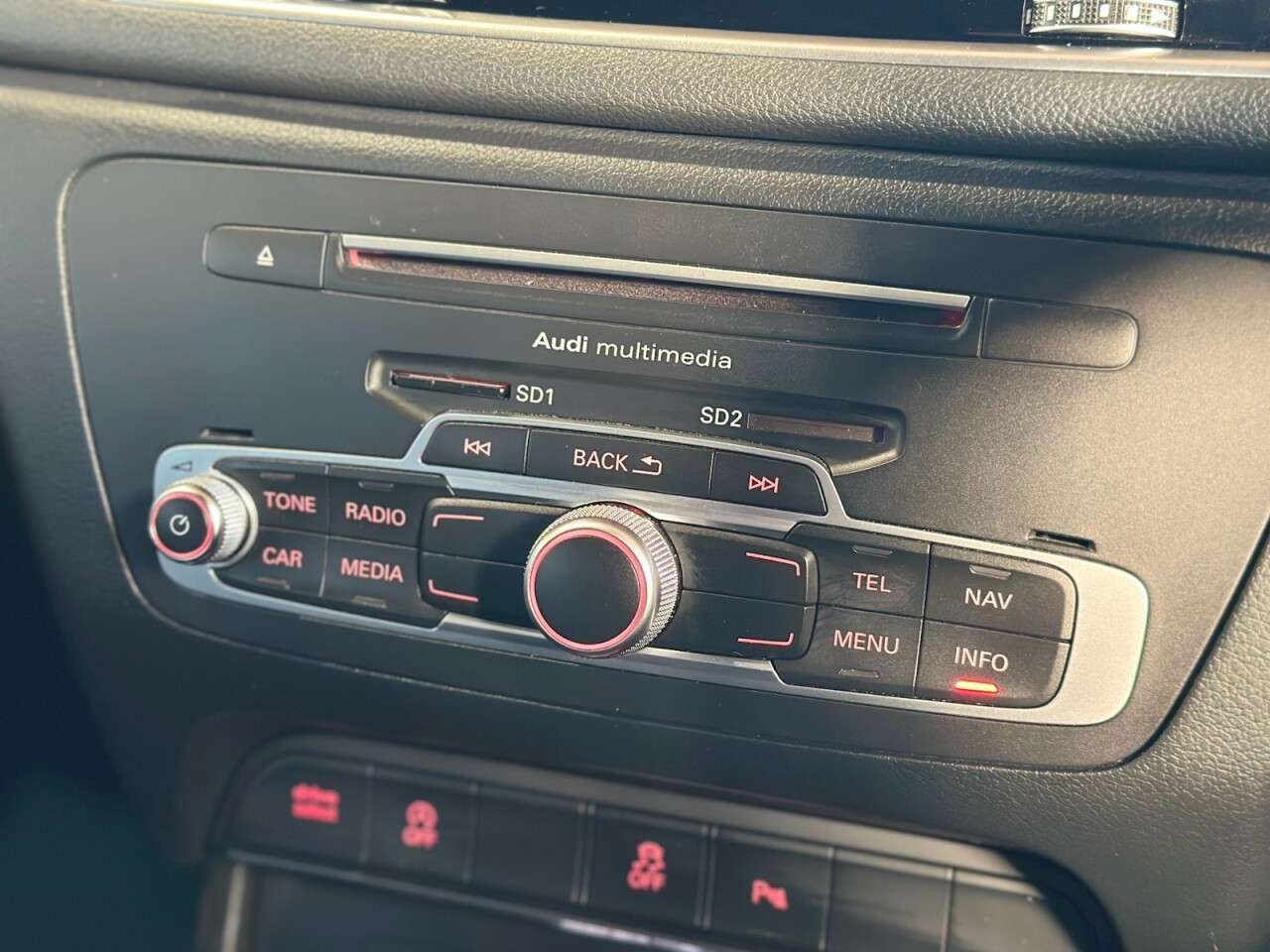 2015 AUDI Q3 2015 AUDI Q3