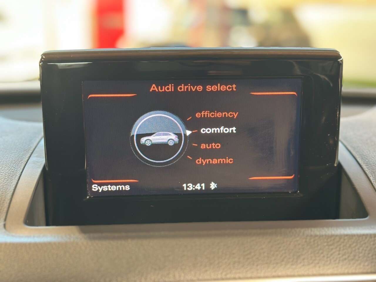 2015 AUDI Q3 2015 AUDI Q3