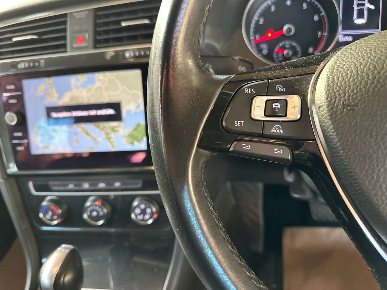 2017 VOLKSWAGEN GOLF 2017 VOLKSWAGEN GOLF