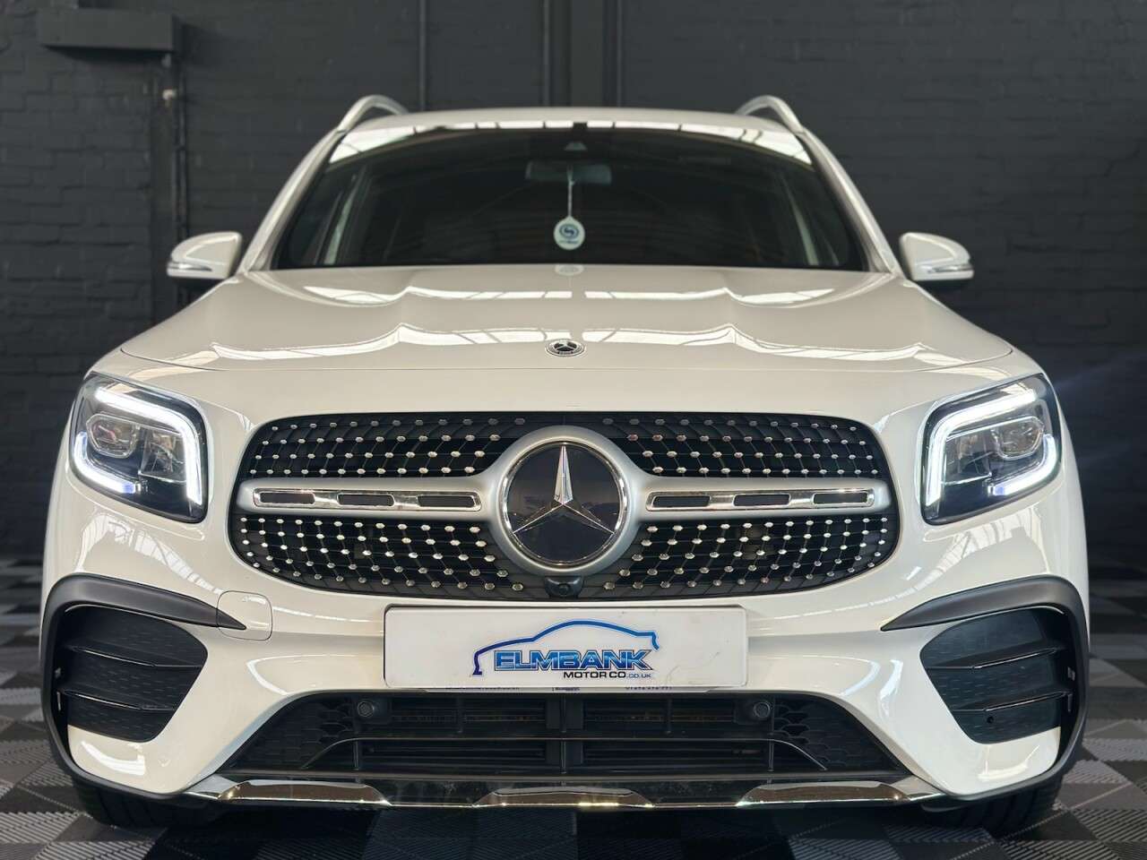 A 2021 MERCEDES-BENZ GLB 1.3 GLB200 AMG Line SUV 5dr Petrol 7G-DCT Euro 6 (s/s) (163 ps) ULEZ COMPLI A 2021 MERCEDES-BENZ GLB 1.3 GLB200 AMG Line SUV 5dr Petrol 7G-DCT Euro 6 (s/s) (163 ps) ULEZ COMPLI