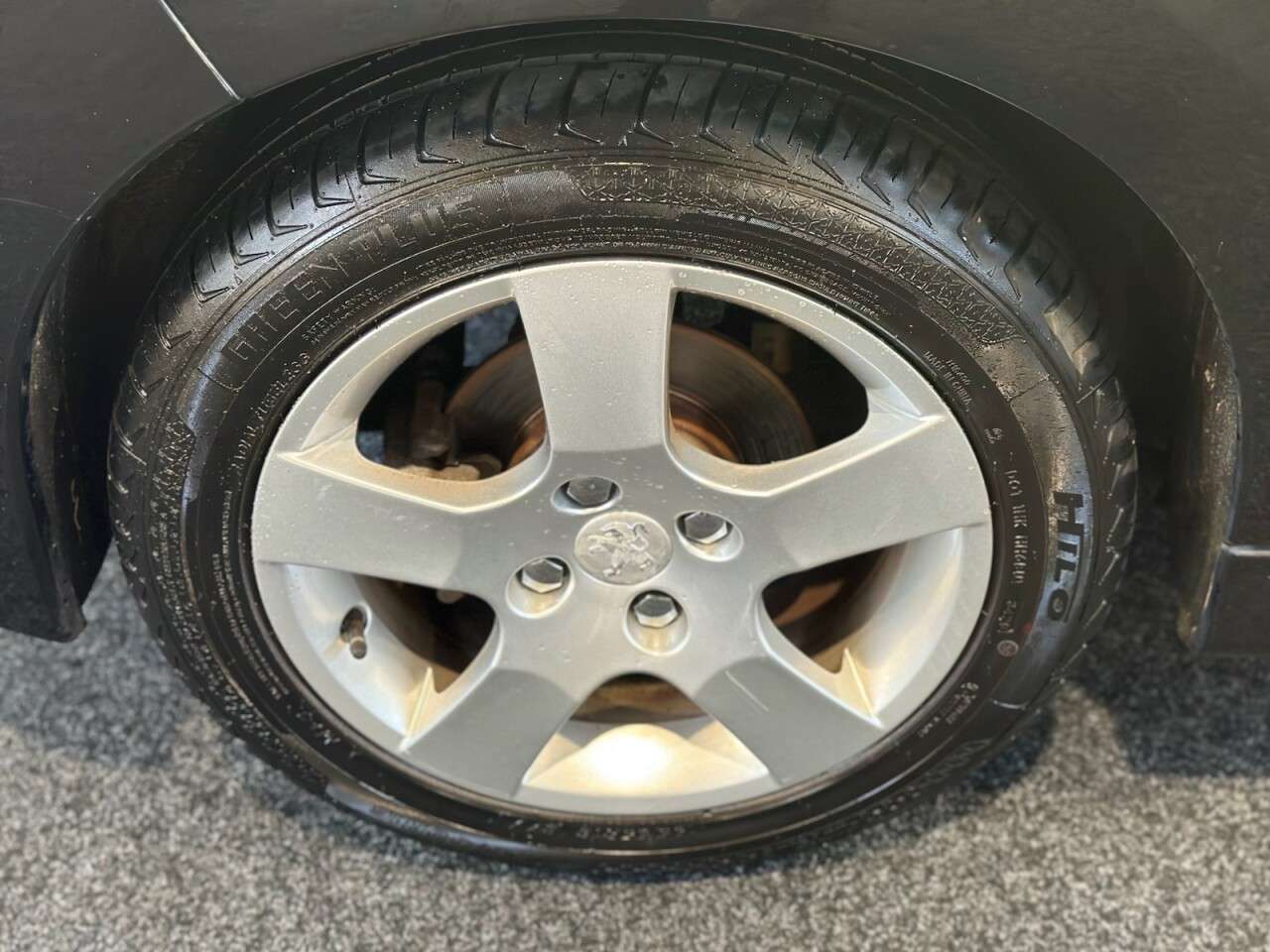 2012 PEUGEOT 207 2012 PEUGEOT 207