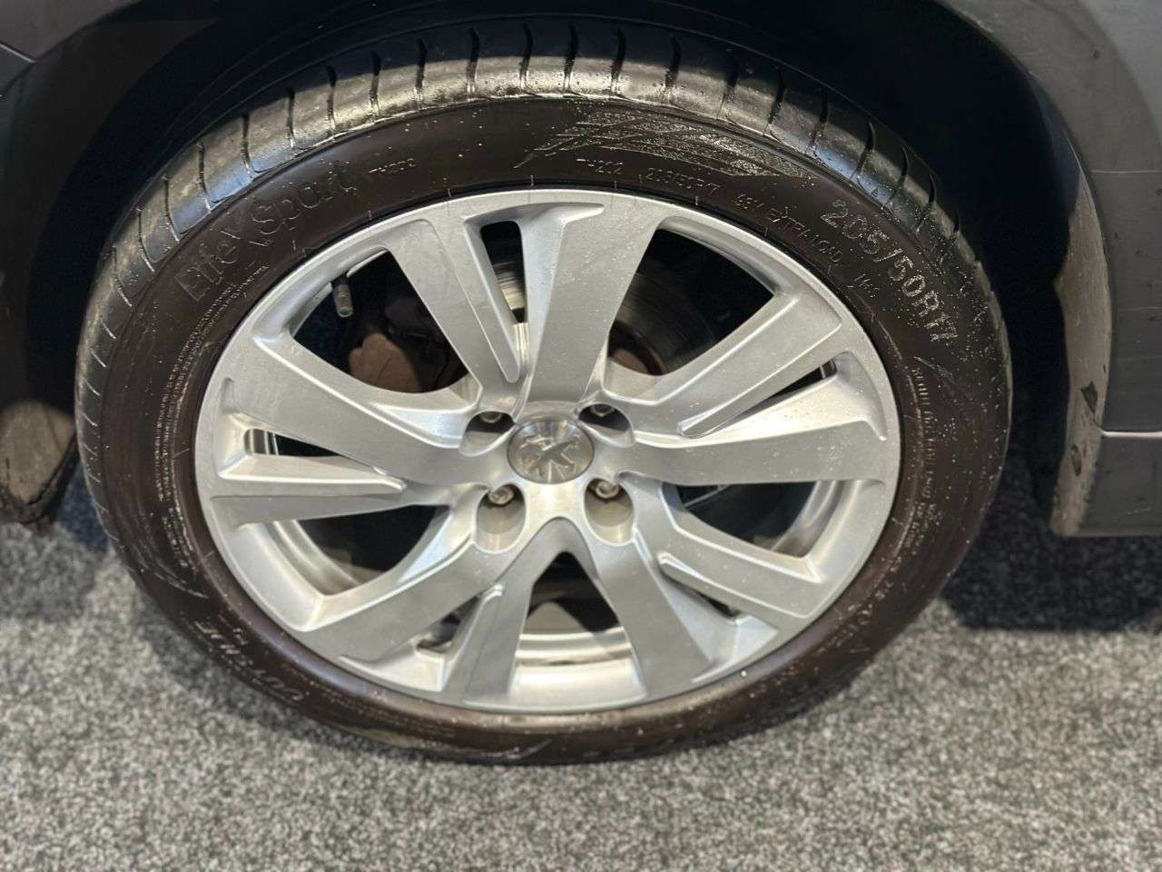 2019 PEUGEOT 2008 2019 PEUGEOT 2008