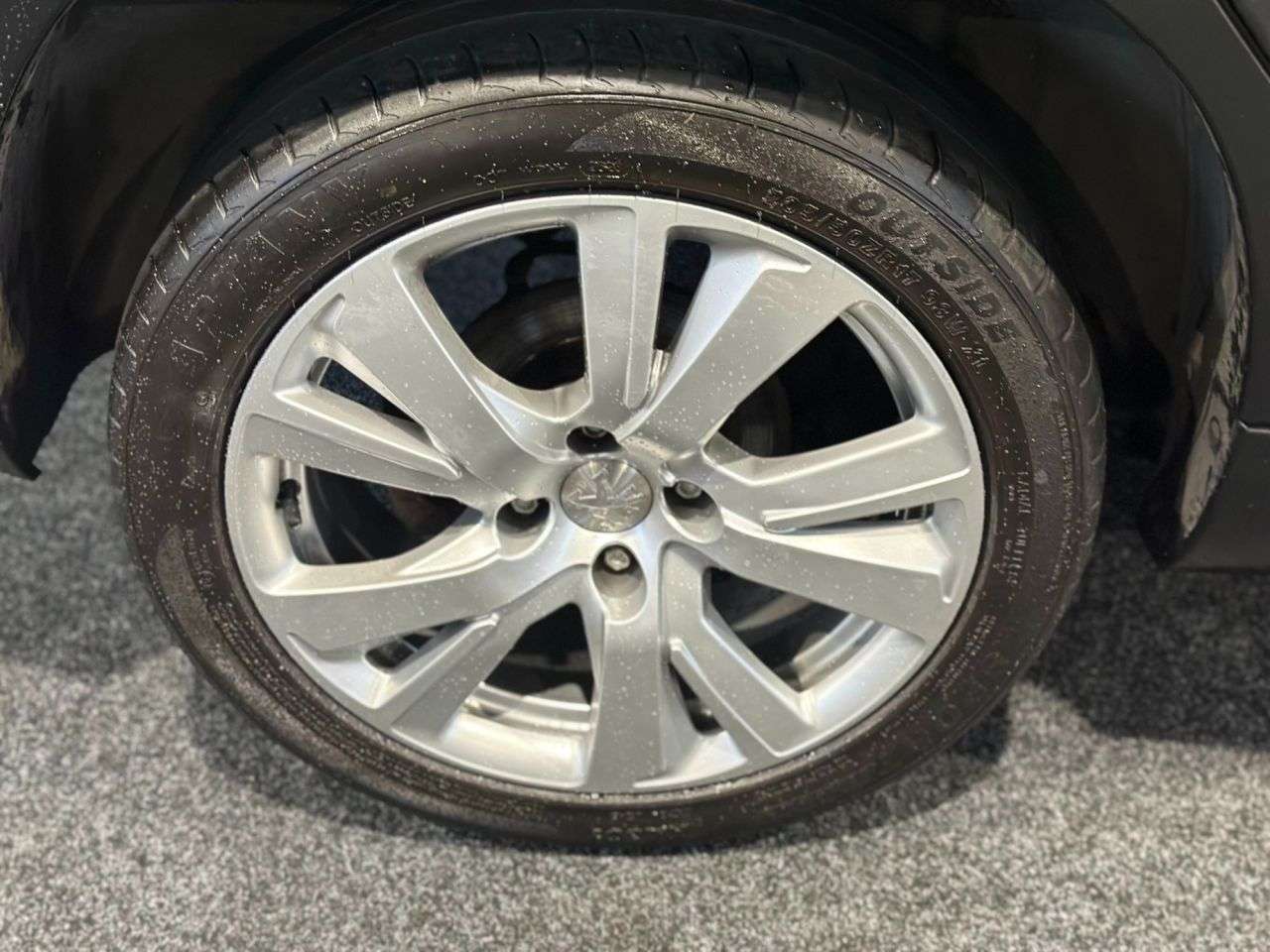 2019 PEUGEOT 2008 2019 PEUGEOT 2008