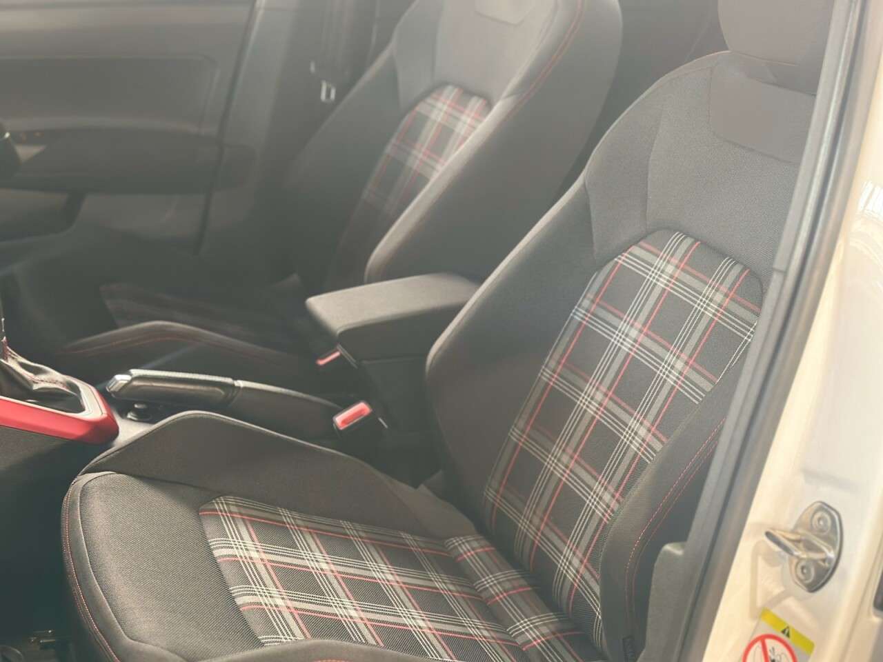 2019 VOLKSWAGEN POLO 2019 VOLKSWAGEN POLO