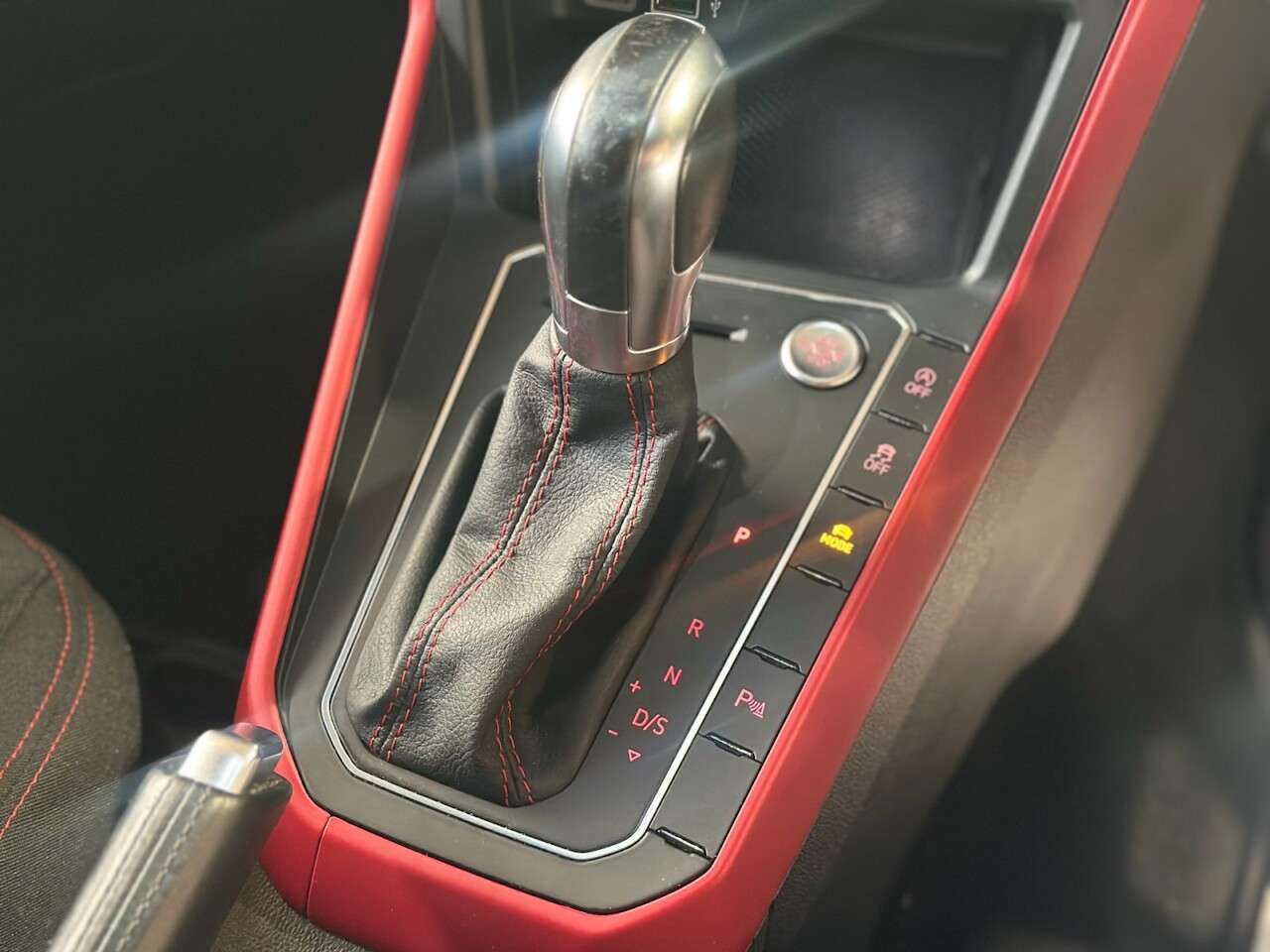 2019 VOLKSWAGEN POLO 2019 VOLKSWAGEN POLO