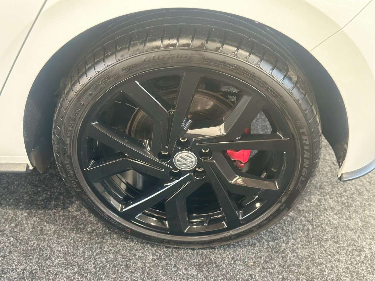 2019 VOLKSWAGEN POLO 2019 VOLKSWAGEN POLO