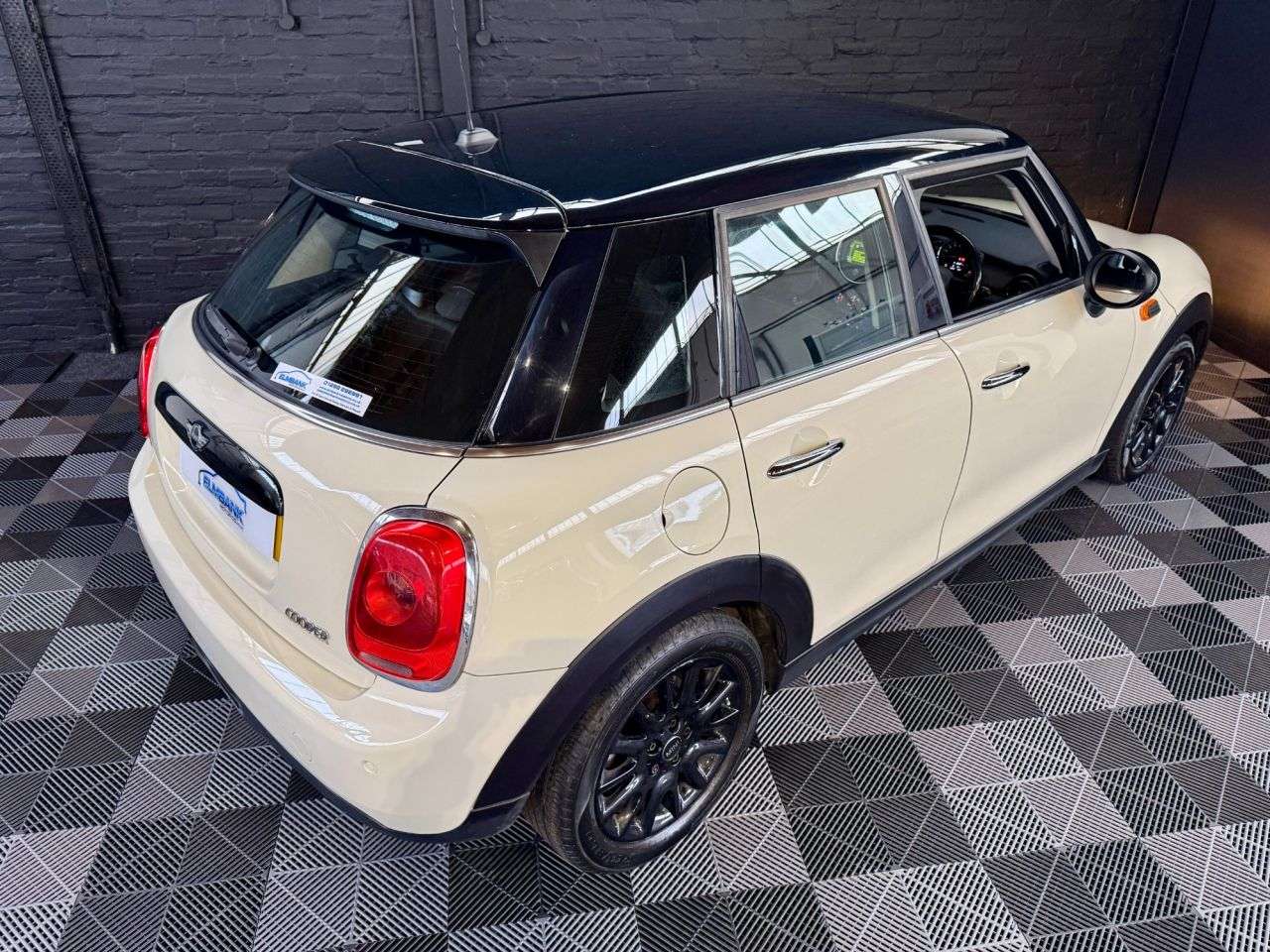 2017 MINI HATCH 2017 MINI HATCH