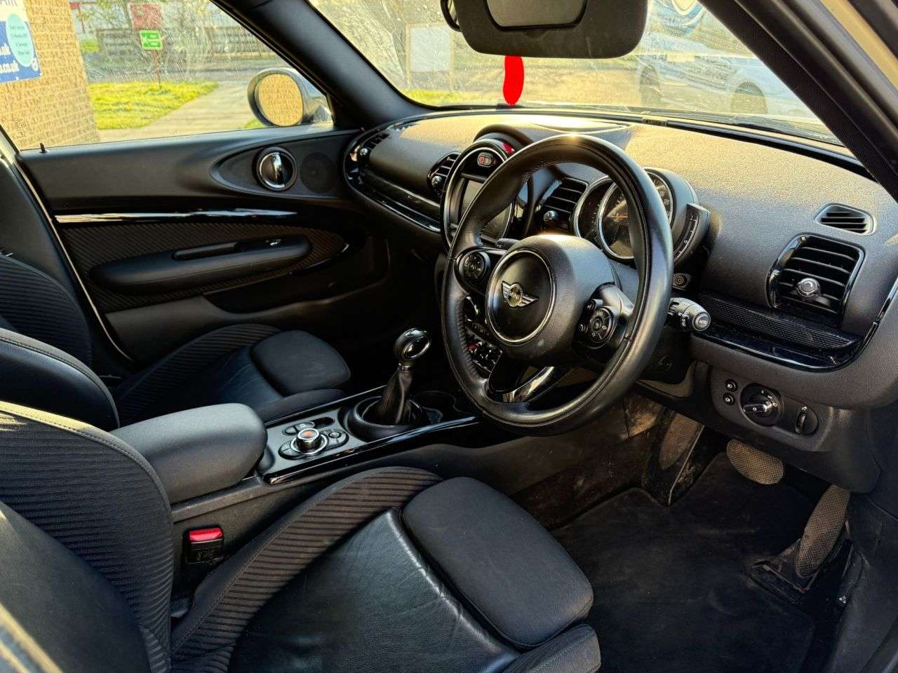 A 2017 MINI CLUBMAN 2.0 Cooper D (Black Pack) Estate 6dr Diesel Auto Euro 6 (s/s) (150 ps) ONLY A 2017 MINI CLUBMAN 2.0 Cooper D (Black Pack) Estate 6dr Diesel Auto Euro 6 (s/s) (150 ps) ONLY