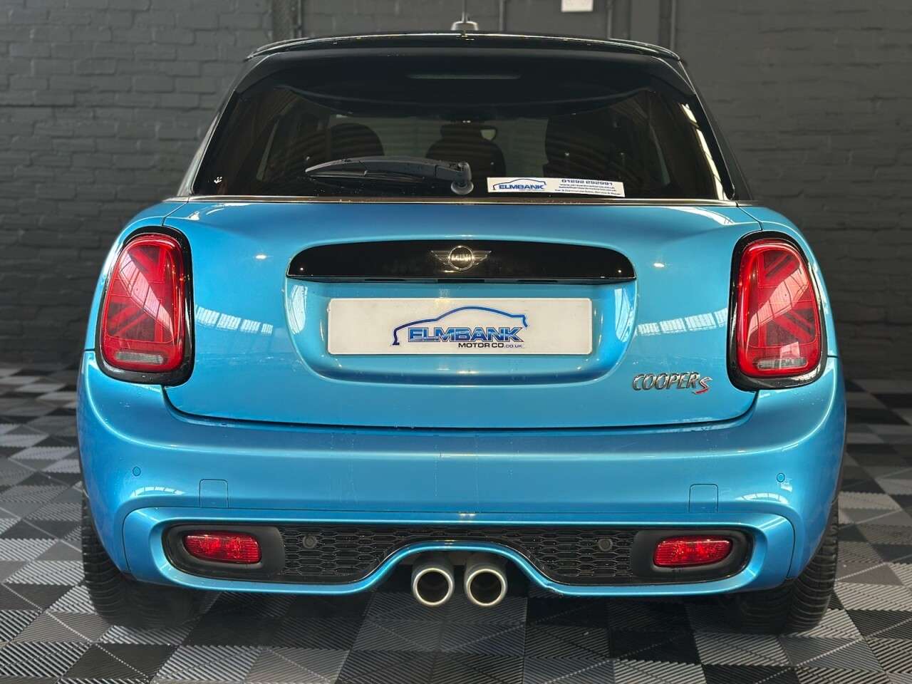 0 MINI HATCH 0 MINI HATCH