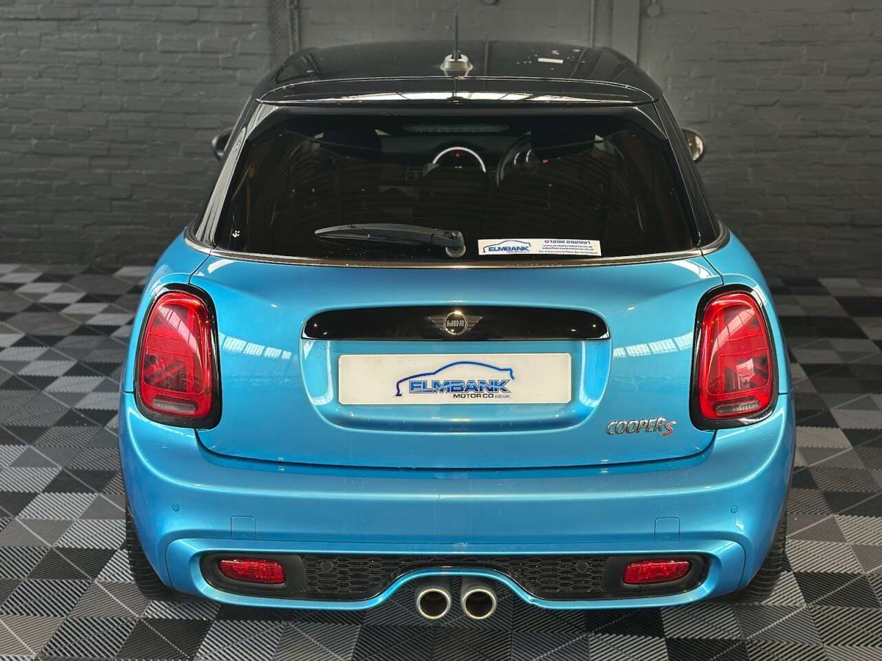 0 MINI HATCH 0 MINI HATCH