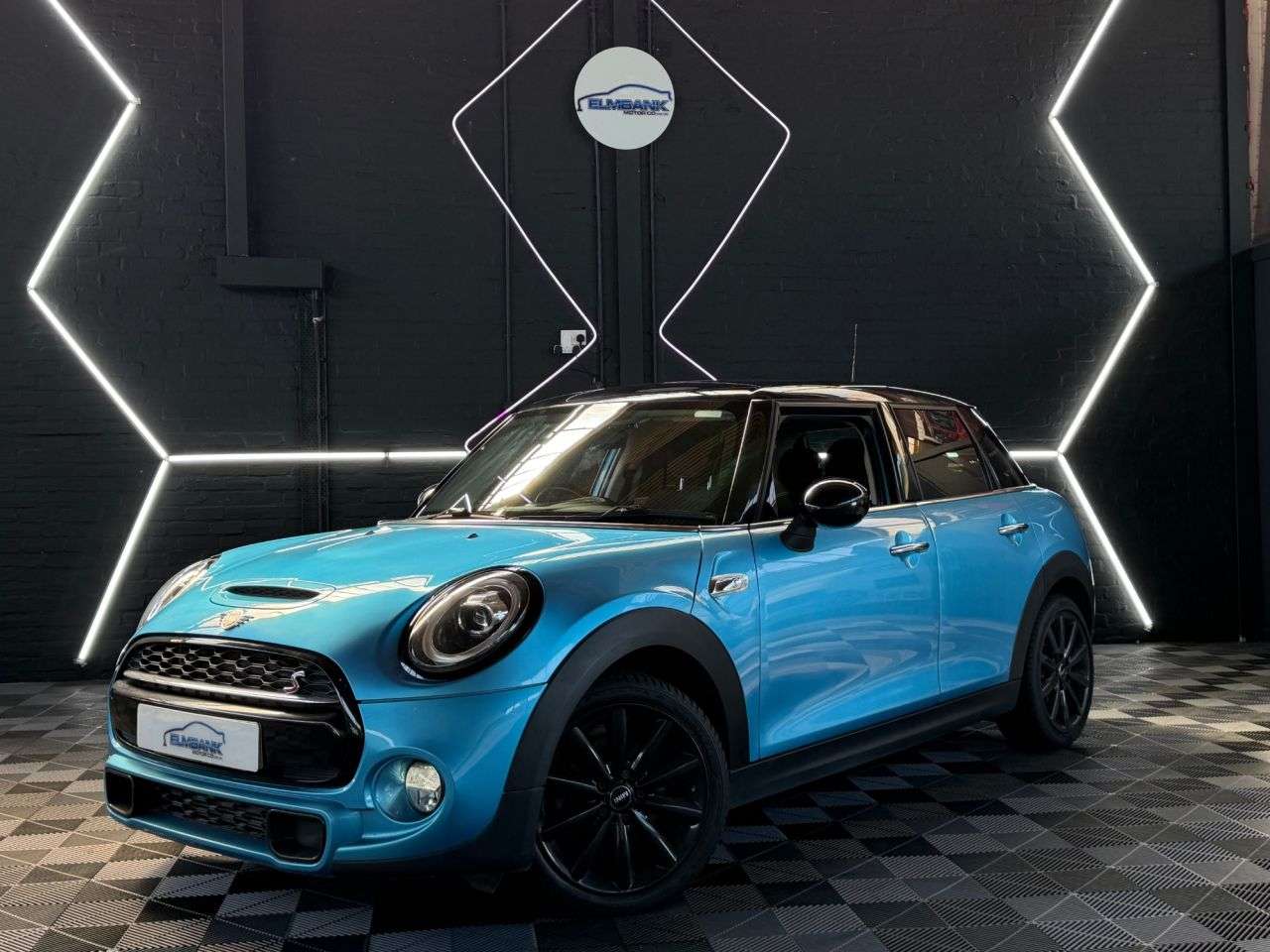 A 2019 MINI HATCH 2.0 Cooper S Classic Hatchback 5dr Petrol Manual Euro 6 (s/s) (192 ps) HEAT A 2019 MINI HATCH 2.0 Cooper S Classic Hatchback 5dr Petrol Manual Euro 6 (s/s) (192 ps) HEAT