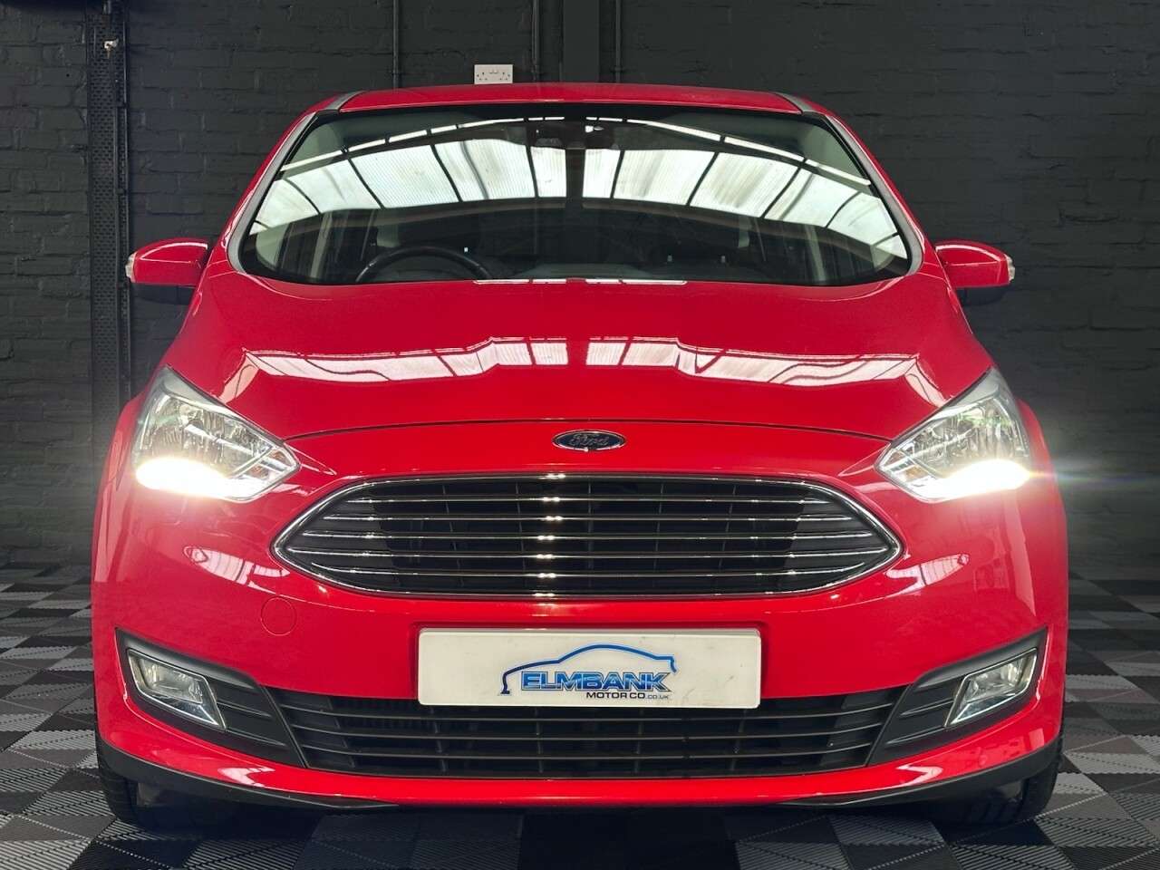 A 2018 FORD GRAND C-MAX 1.0T EcoBoost GPF Titanium MPV 5dr Petrol Manual Euro 6 (s/s) (100 ps) 7 SE A 2018 FORD GRAND C-MAX 1.0T EcoBoost GPF Titanium MPV 5dr Petrol Manual Euro 6 (s/s) (100 ps) 7 SE