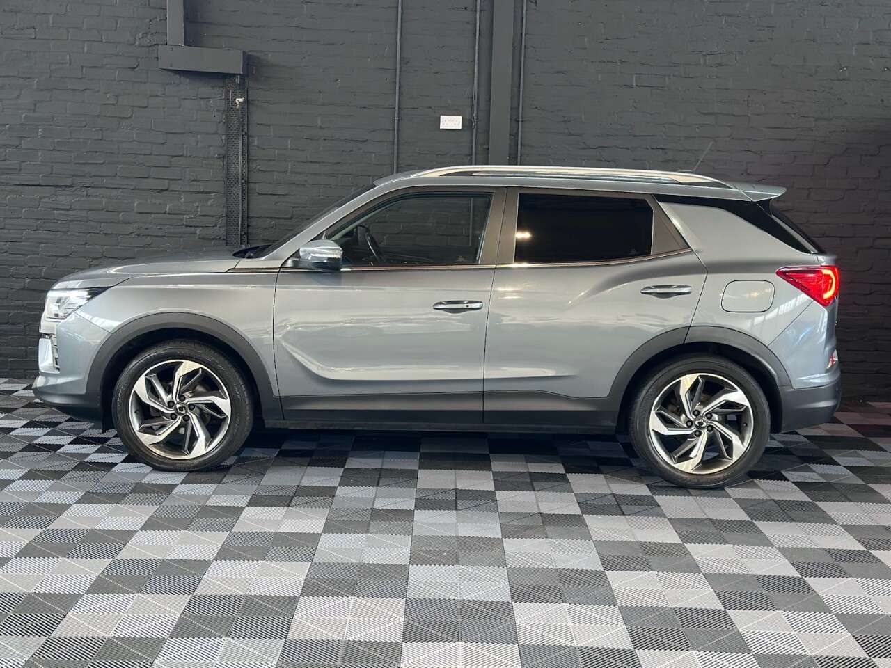 0 SSANGYONG KORANDO 0 SSANGYONG KORANDO