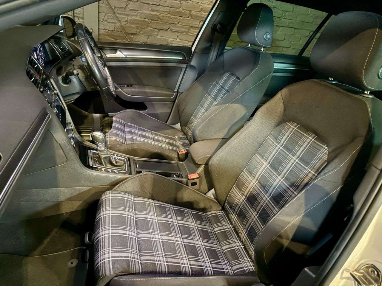 0 VOLKSWAGEN GOLF 0 VOLKSWAGEN GOLF