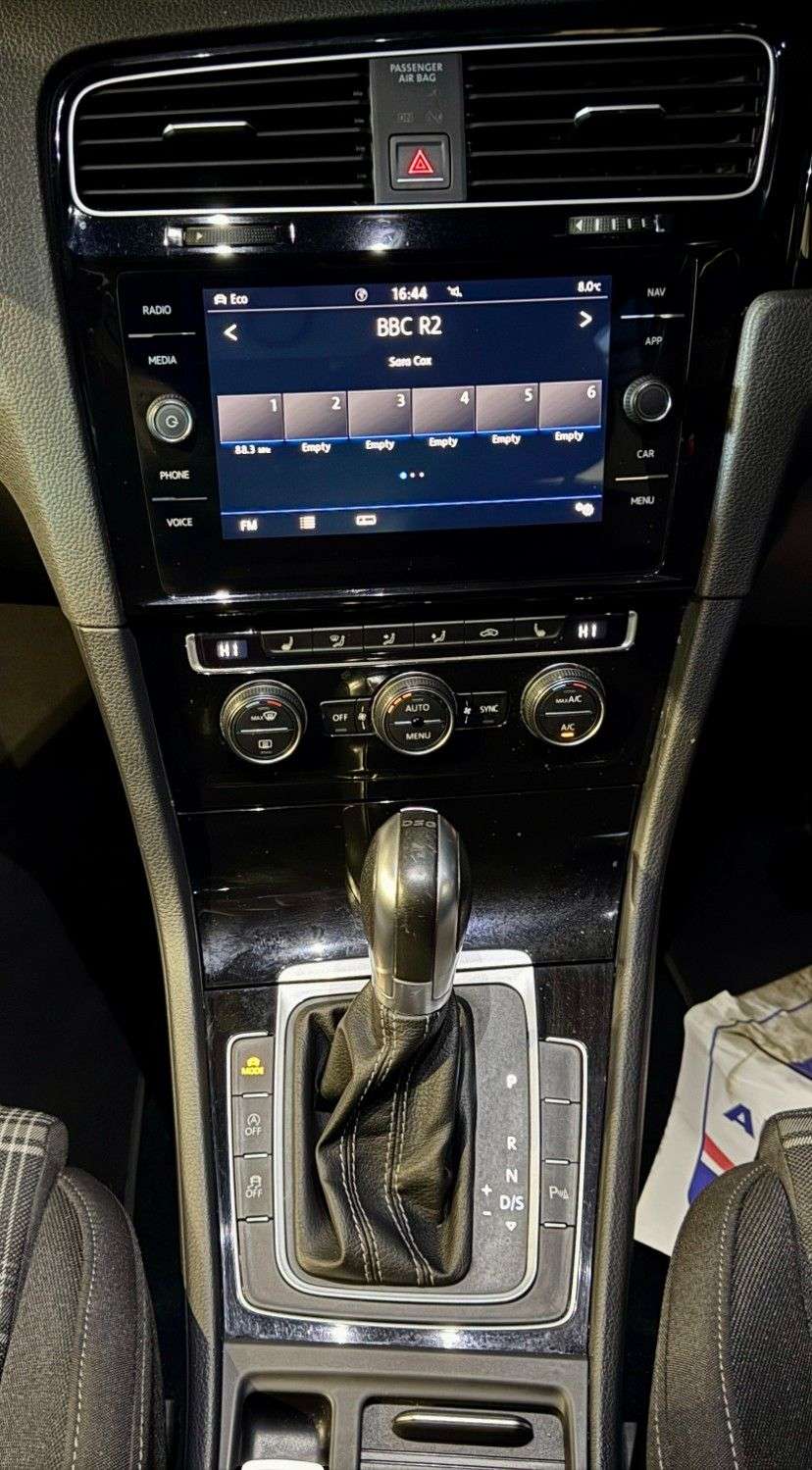 0 VOLKSWAGEN GOLF 0 VOLKSWAGEN GOLF