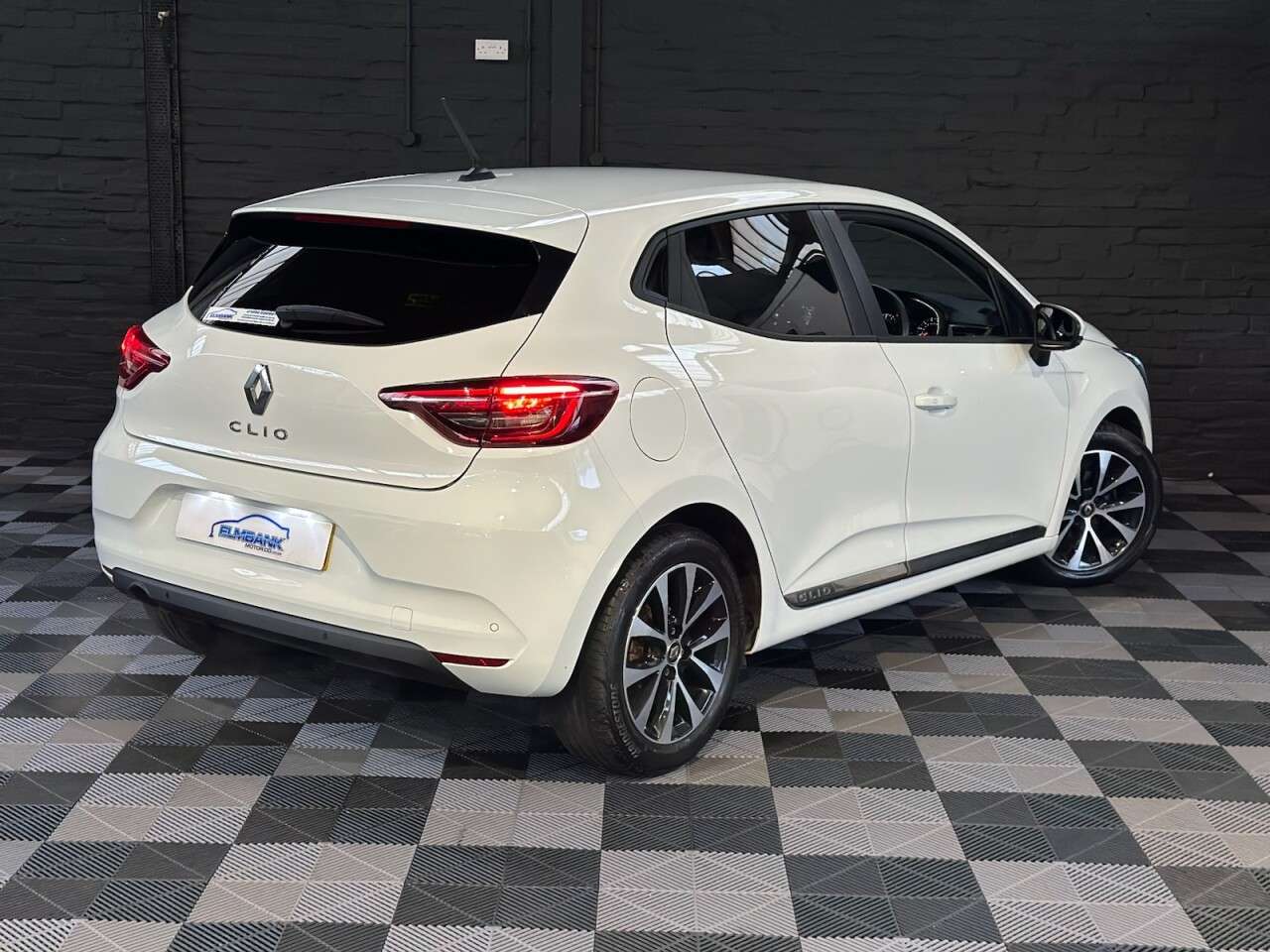 2021 RENAULT CLIO 2021 RENAULT CLIO