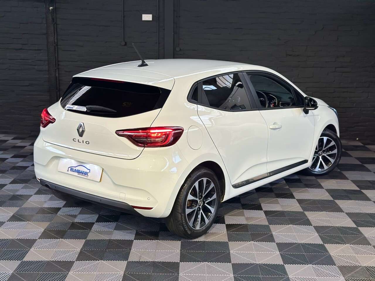 2021 RENAULT CLIO 2021 RENAULT CLIO