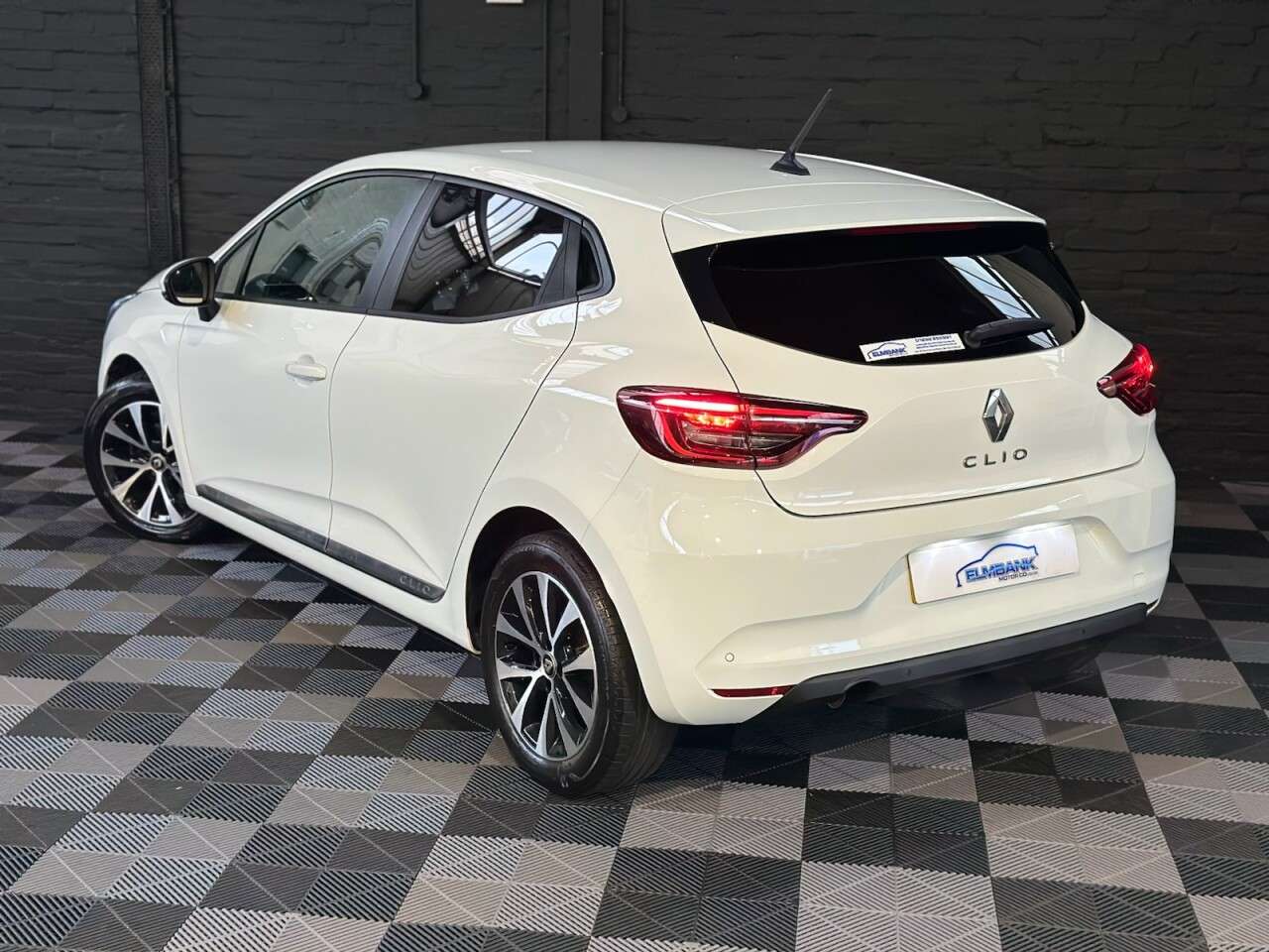 2021 RENAULT CLIO 2021 RENAULT CLIO