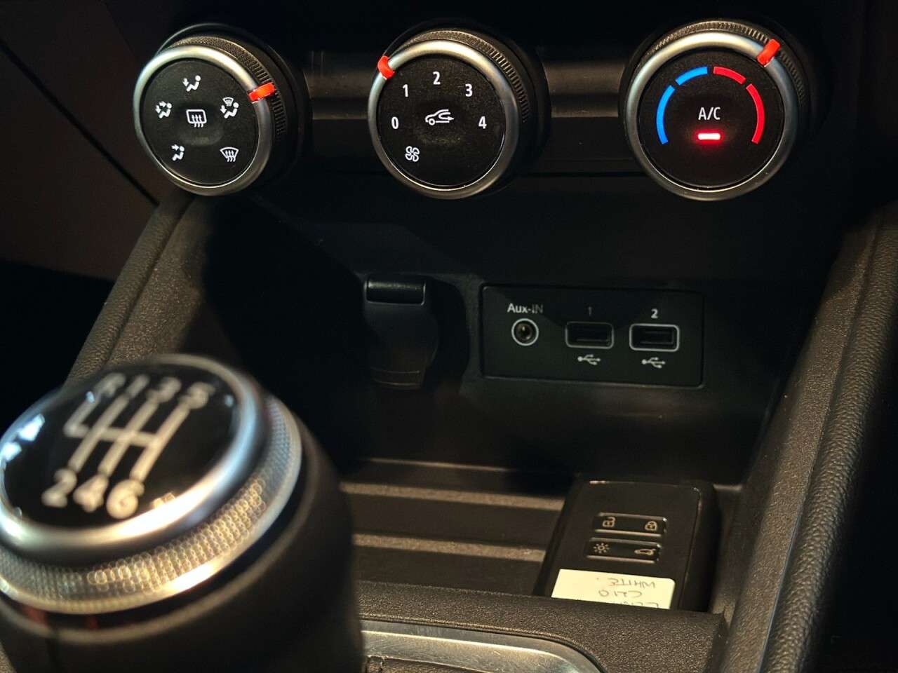 2021 RENAULT CLIO 2021 RENAULT CLIO