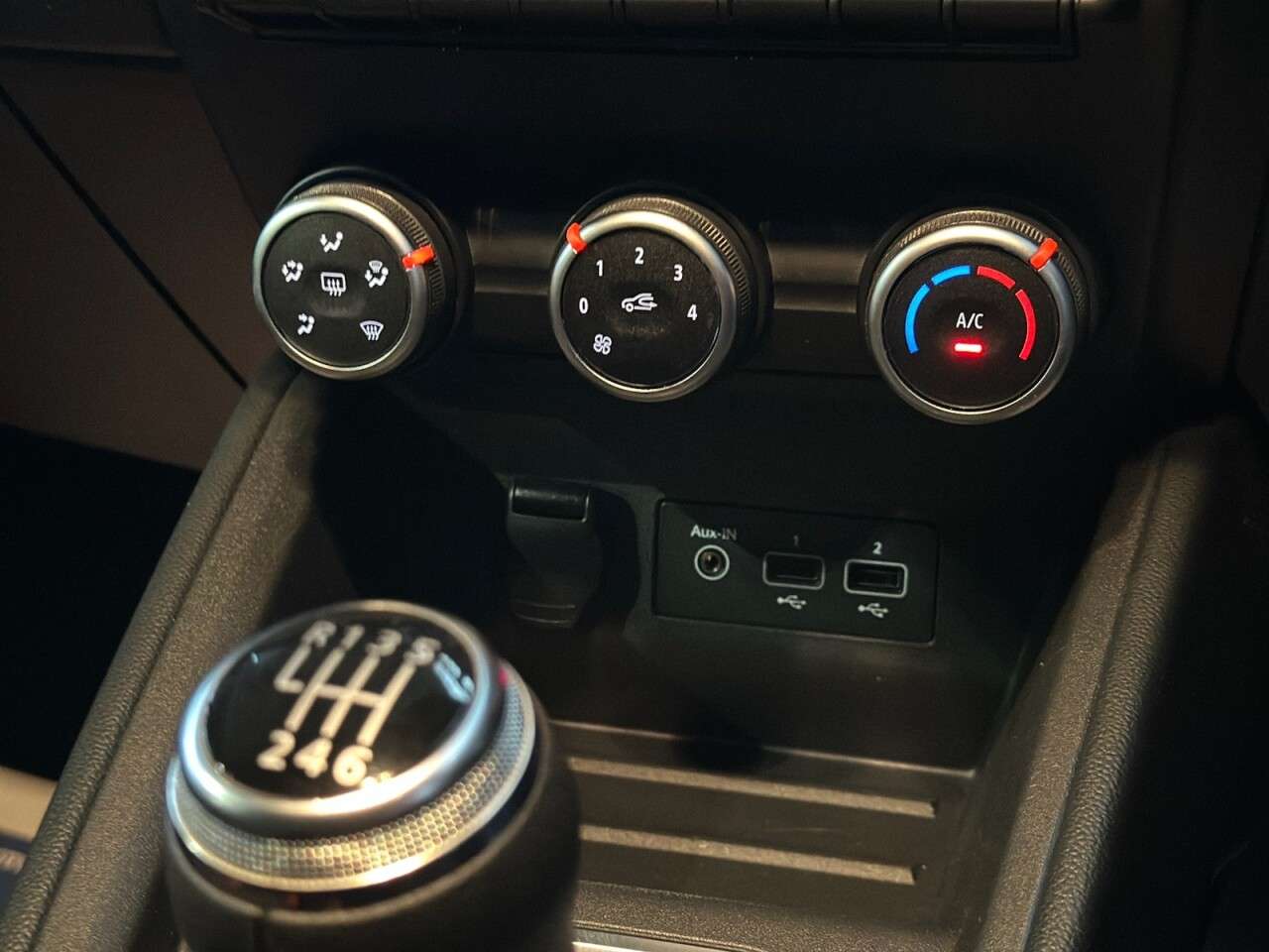 2021 RENAULT CLIO 2021 RENAULT CLIO