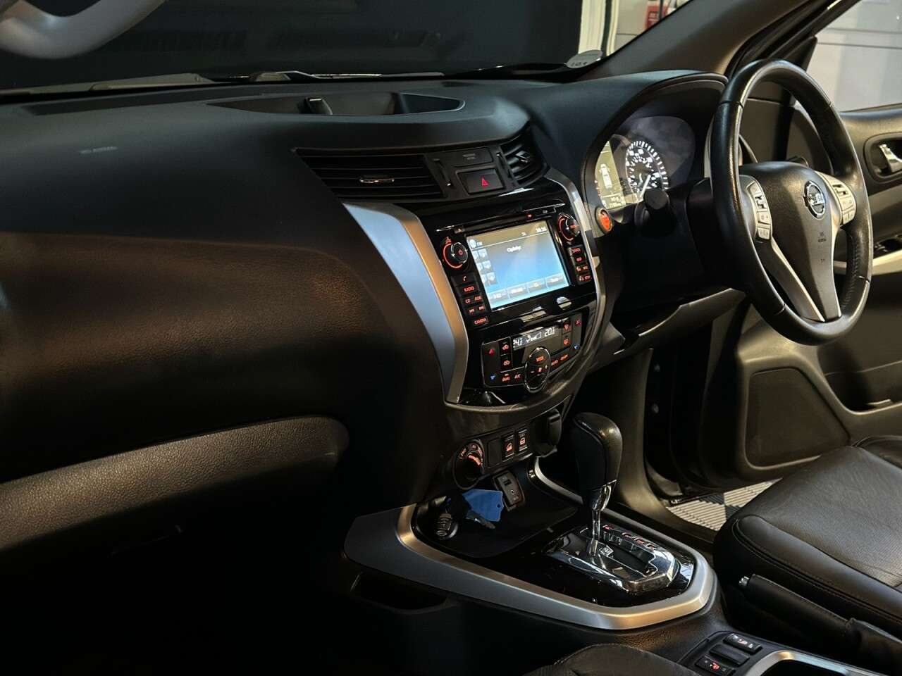 0 NISSAN NAVARA 0 NISSAN NAVARA