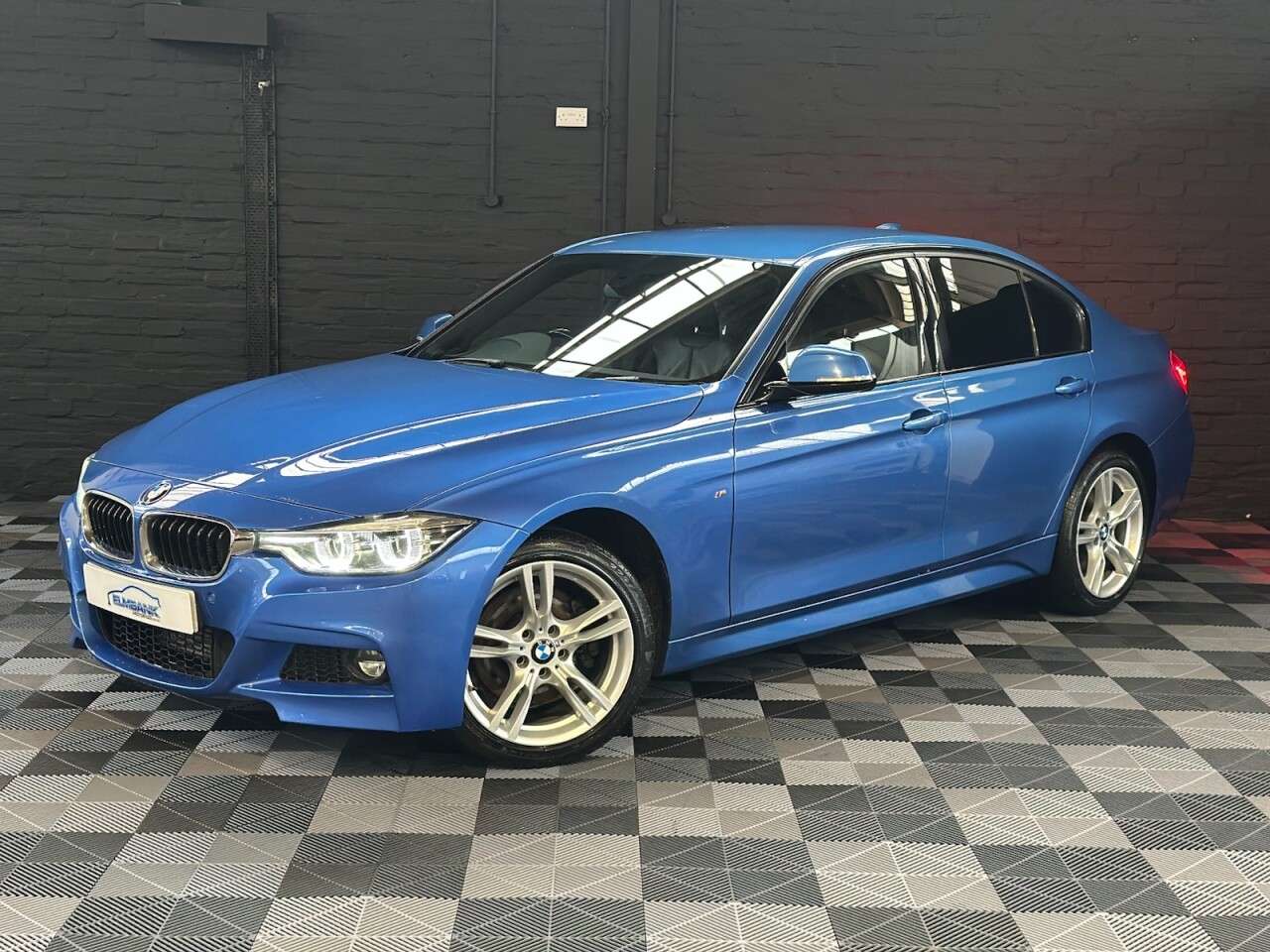 A 0 BMW 3 SERIES 3.0 330d M Sport Saloon 4dr Diesel Auto xDrive Euro 6 (s/s) (258 ps) 3.0 TU A 0 BMW 3 SERIES 3.0 330d M Sport Saloon 4dr Diesel Auto xDrive Euro 6 (s/s) (258 ps) 3.0 TU